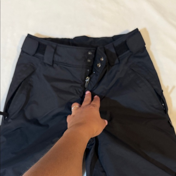 REI kid’s black snow Pants - Picture 5 of 9